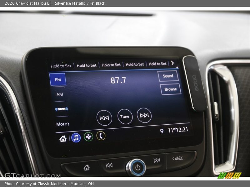 Silver Ice Metallic / Jet Black 2020 Chevrolet Malibu LT