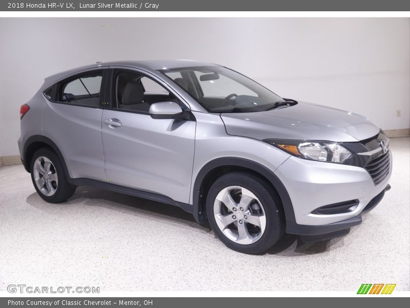 Front 3/4 View of 2018 HR-V LX