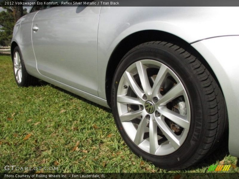 Reflex Silver Metallic / Titan Black 2012 Volkswagen Eos Komfort