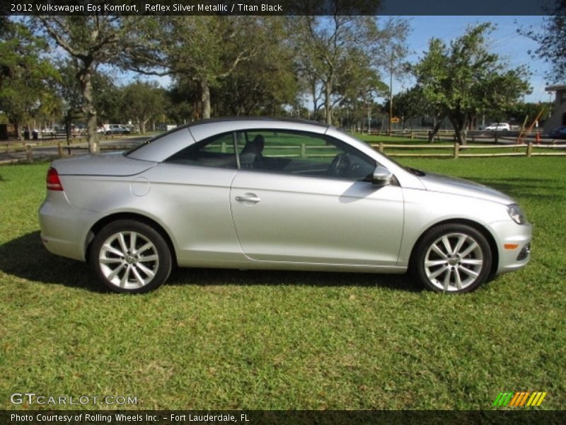 Reflex Silver Metallic / Titan Black 2012 Volkswagen Eos Komfort