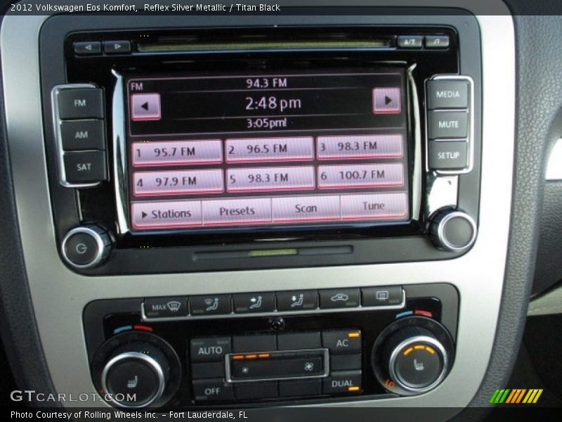 Reflex Silver Metallic / Titan Black 2012 Volkswagen Eos Komfort