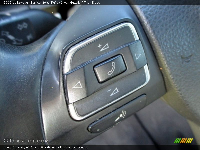 Reflex Silver Metallic / Titan Black 2012 Volkswagen Eos Komfort