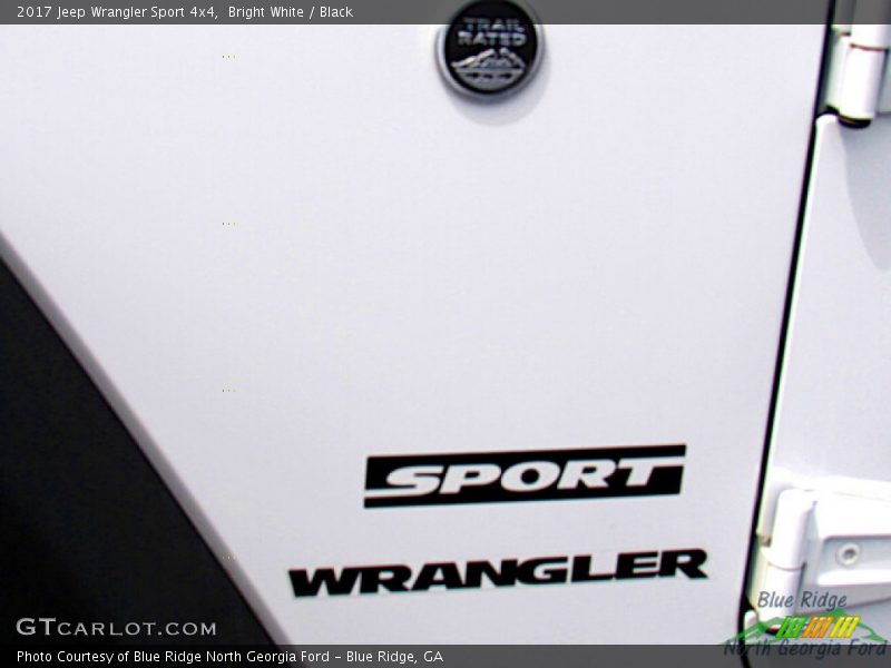 Bright White / Black 2017 Jeep Wrangler Sport 4x4