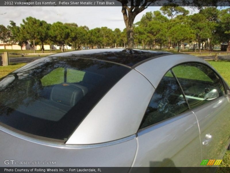 Reflex Silver Metallic / Titan Black 2012 Volkswagen Eos Komfort