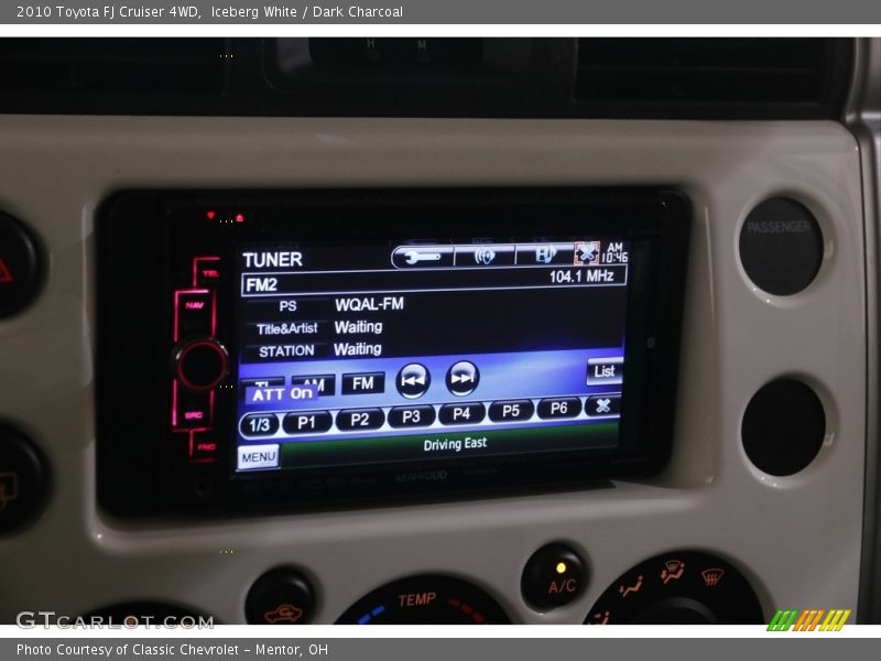 Iceberg White / Dark Charcoal 2010 Toyota FJ Cruiser 4WD