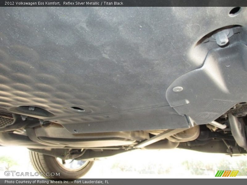 Reflex Silver Metallic / Titan Black 2012 Volkswagen Eos Komfort