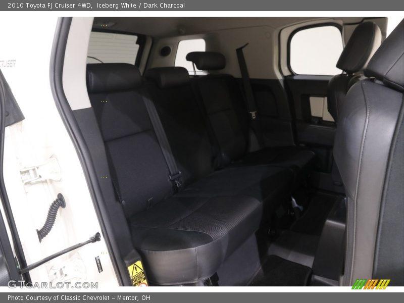 Iceberg White / Dark Charcoal 2010 Toyota FJ Cruiser 4WD