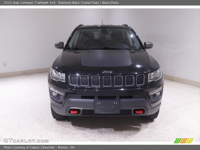 Diamond Black Crystal Pearl / Black/Ruby 2019 Jeep Compass Trailhawk 4x4