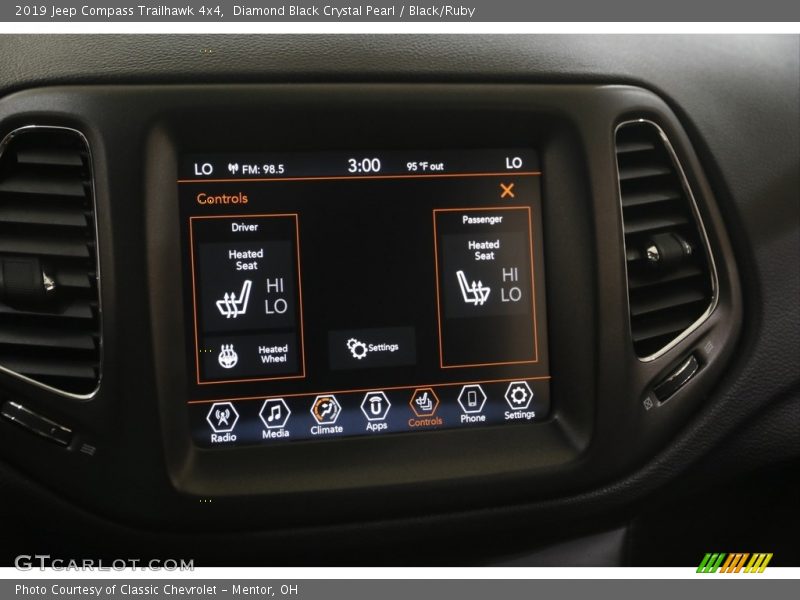 Diamond Black Crystal Pearl / Black/Ruby 2019 Jeep Compass Trailhawk 4x4