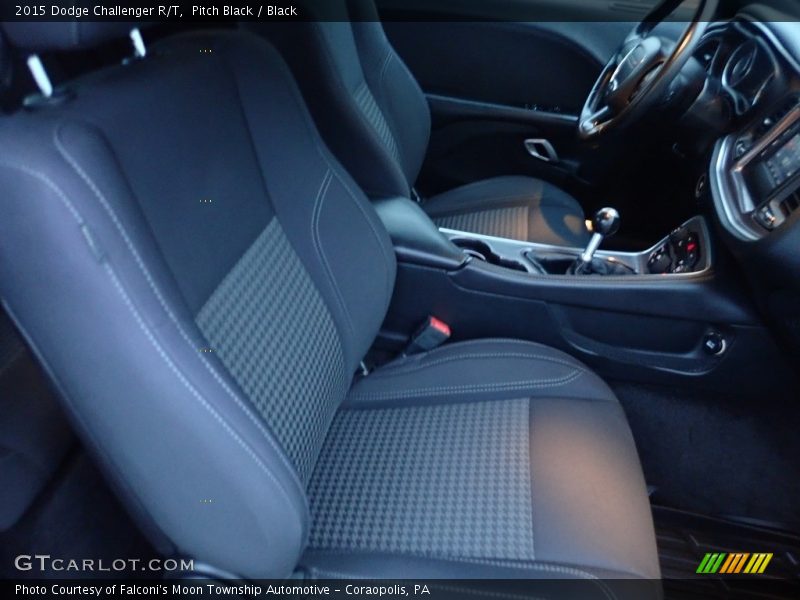 Pitch Black / Black 2015 Dodge Challenger R/T