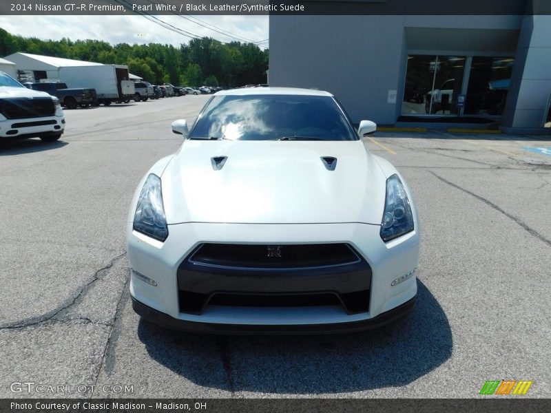 Pearl White / Black Leather/Synthetic Suede 2014 Nissan GT-R Premium