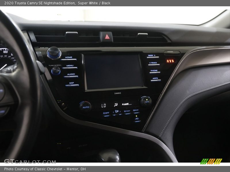 Super White / Black 2020 Toyota Camry SE Nightshade Edition