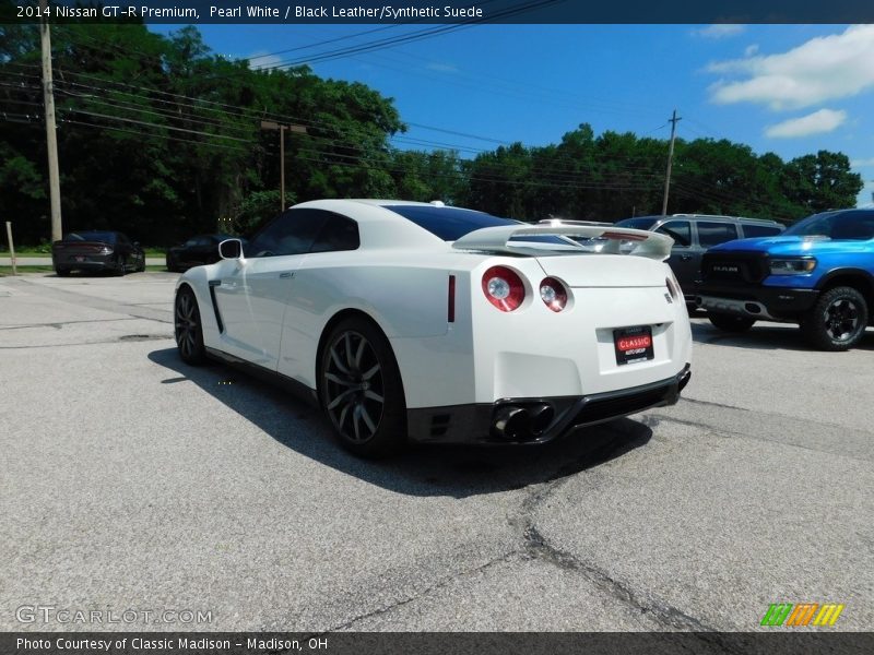 Pearl White / Black Leather/Synthetic Suede 2014 Nissan GT-R Premium
