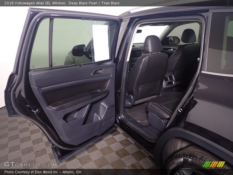 Rear Seat of 2018 Atlas SEL 4Motion