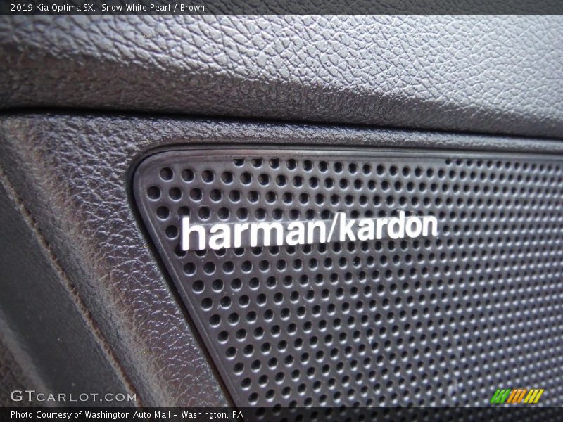 Snow White Pearl / Brown 2019 Kia Optima SX