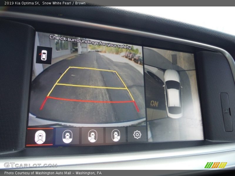 Snow White Pearl / Brown 2019 Kia Optima SX