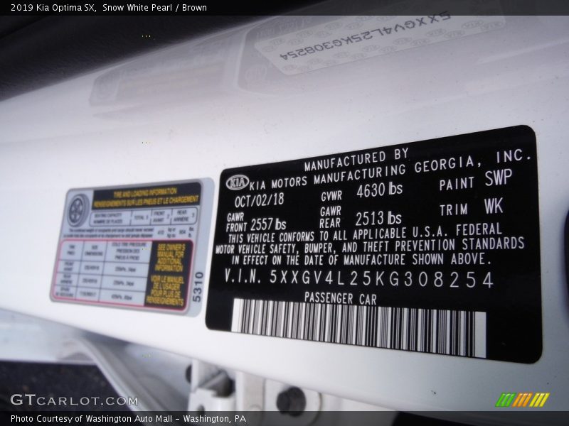 Snow White Pearl / Brown 2019 Kia Optima SX