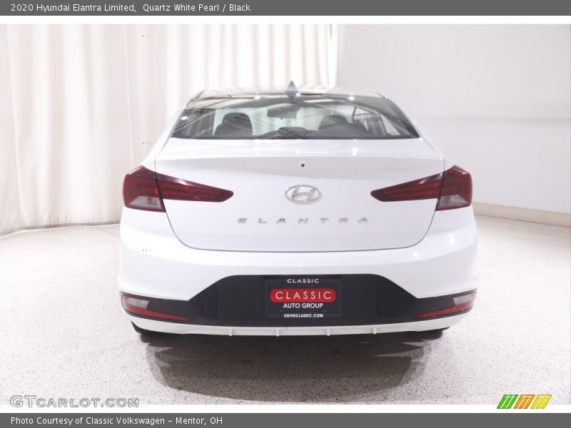 Quartz White Pearl / Black 2020 Hyundai Elantra Limited