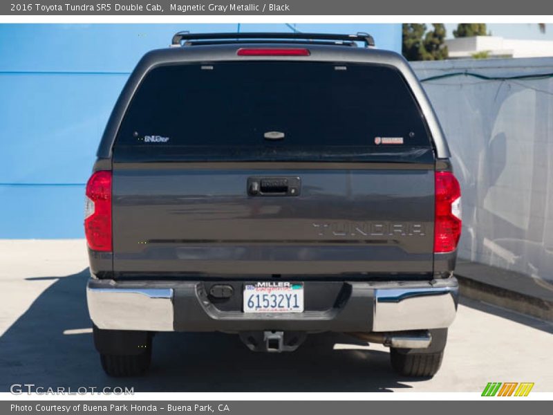 Magnetic Gray Metallic / Black 2016 Toyota Tundra SR5 Double Cab