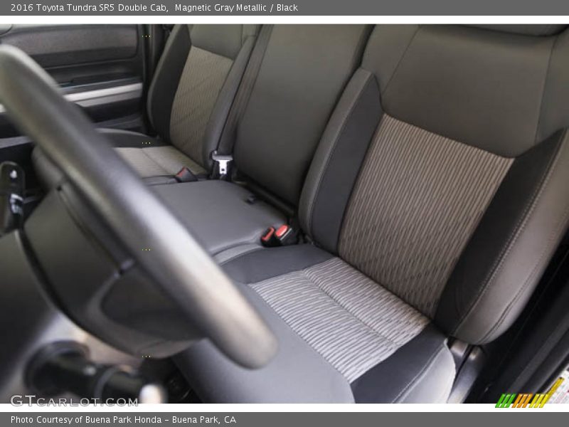 Magnetic Gray Metallic / Black 2016 Toyota Tundra SR5 Double Cab