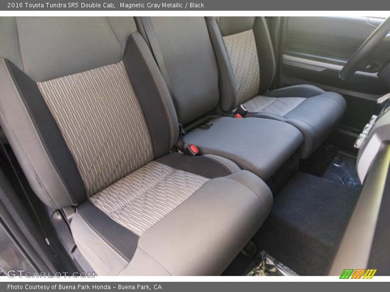 Magnetic Gray Metallic / Black 2016 Toyota Tundra SR5 Double Cab