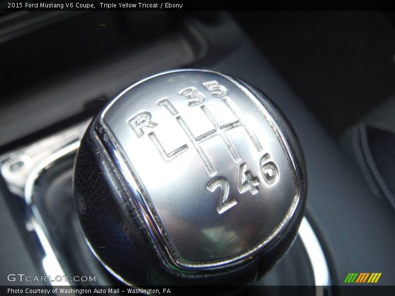Triple Yellow Tricoat / Ebony 2015 Ford Mustang V6 Coupe