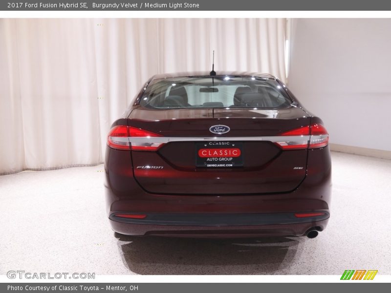 Burgundy Velvet / Medium Light Stone 2017 Ford Fusion Hybrid SE