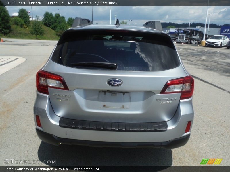 Ice Silver Metallic / Slate Black 2017 Subaru Outback 2.5i Premium