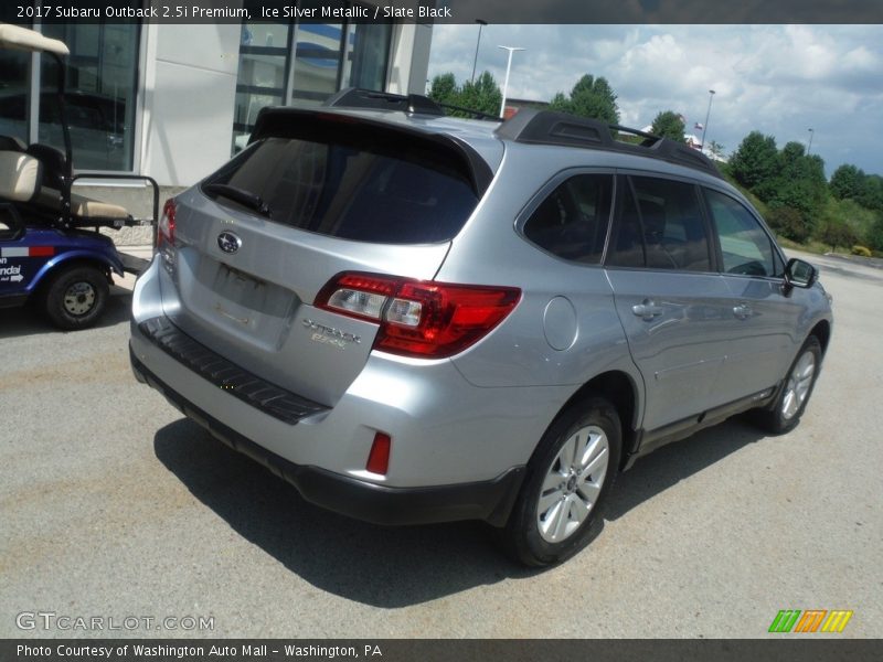 Ice Silver Metallic / Slate Black 2017 Subaru Outback 2.5i Premium