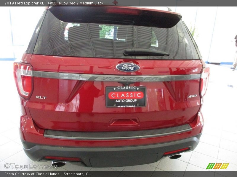 Ruby Red / Medium Black 2019 Ford Explorer XLT 4WD