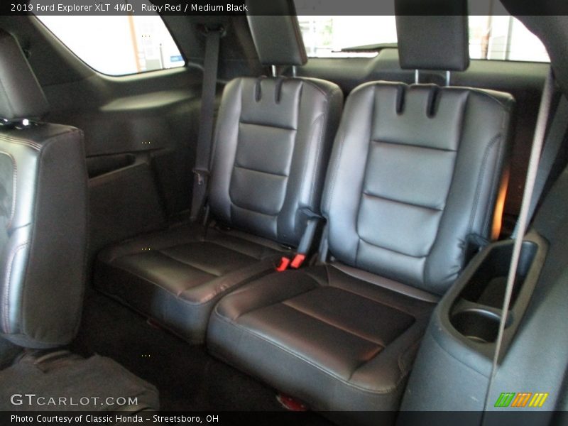 Ruby Red / Medium Black 2019 Ford Explorer XLT 4WD