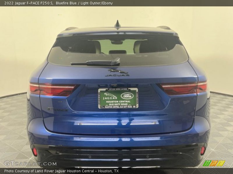 Bluefire Blue / Light Oyster/Ebony 2022 Jaguar F-PACE P250 S