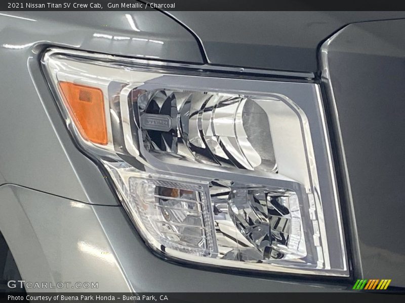 Gun Metallic / Charcoal 2021 Nissan Titan SV Crew Cab