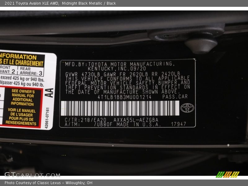 Midnight Black Metallic / Black 2021 Toyota Avalon XLE AWD