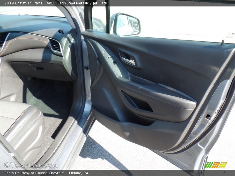 Satin Steel Metallic / Jet Black 2019 Chevrolet Trax LT AWD