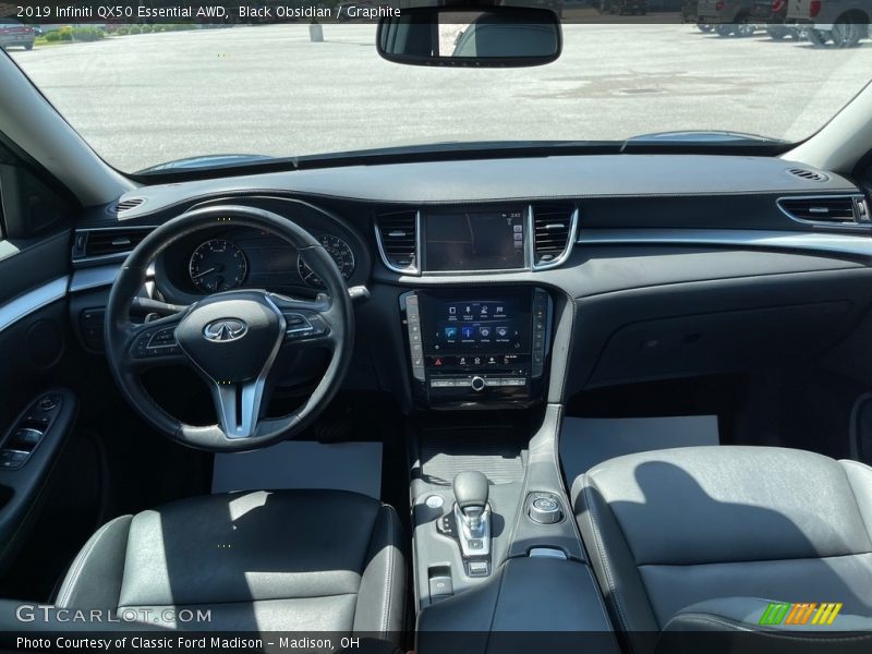 Black Obsidian / Graphite 2019 Infiniti QX50 Essential AWD