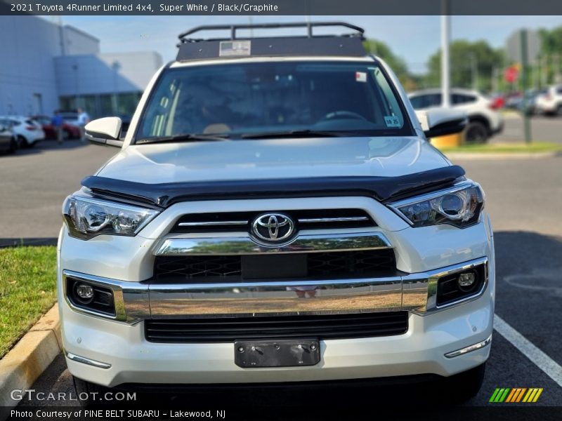 Super White / Black/Graphite 2021 Toyota 4Runner Limited 4x4