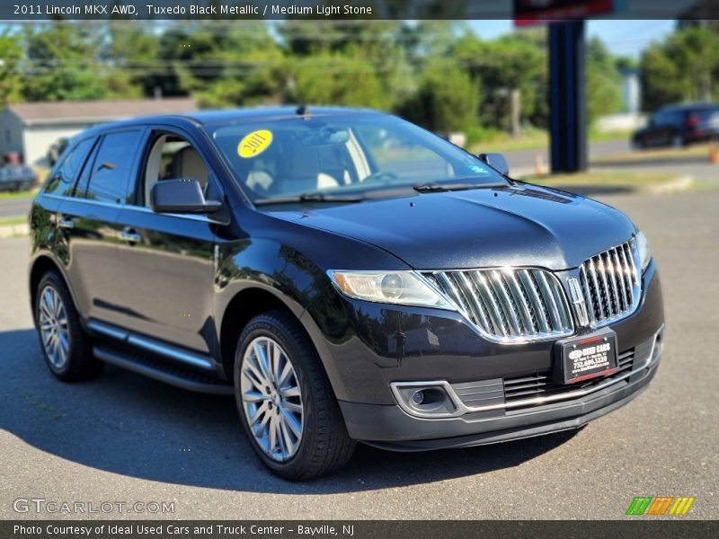 Tuxedo Black Metallic / Medium Light Stone 2011 Lincoln MKX AWD