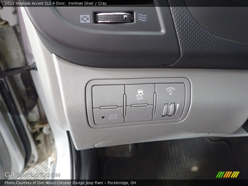 Ironman Silver / Gray 2013 Hyundai Accent GLS 4 Door