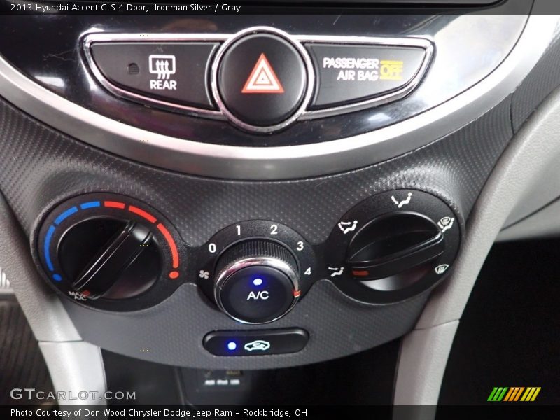 Ironman Silver / Gray 2013 Hyundai Accent GLS 4 Door