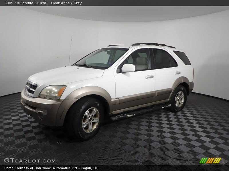 Clear White / Gray 2005 Kia Sorento EX 4WD