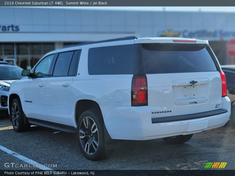 Summit White / Jet Black 2019 Chevrolet Suburban LT 4WD