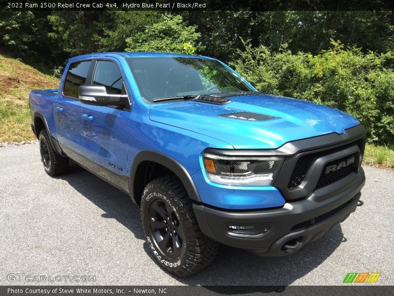 Front 3/4 View of 2022 1500 Rebel Crew Cab 4x4