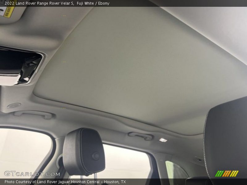 Fuji White / Ebony 2022 Land Rover Range Rover Velar S
