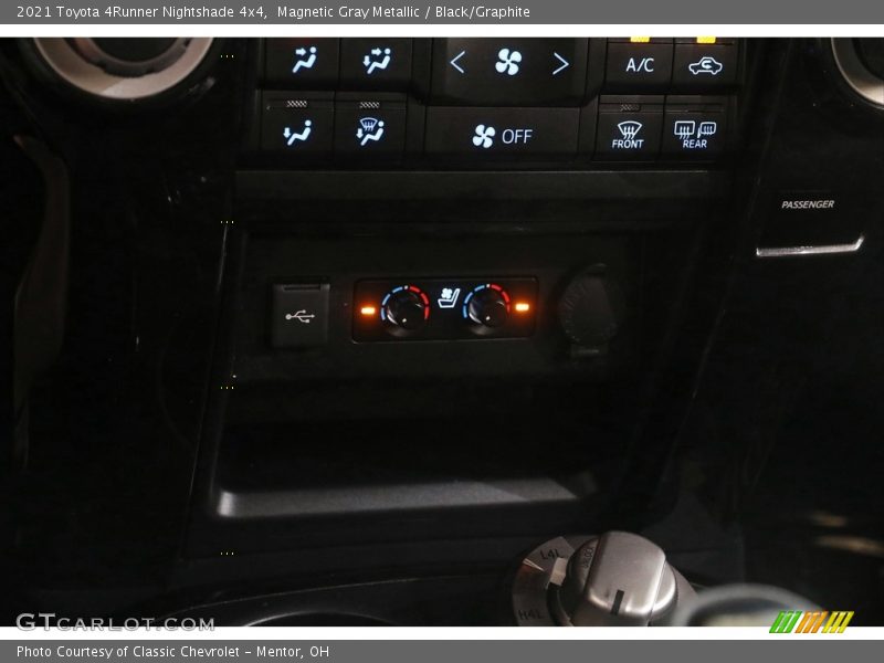 Magnetic Gray Metallic / Black/Graphite 2021 Toyota 4Runner Nightshade 4x4
