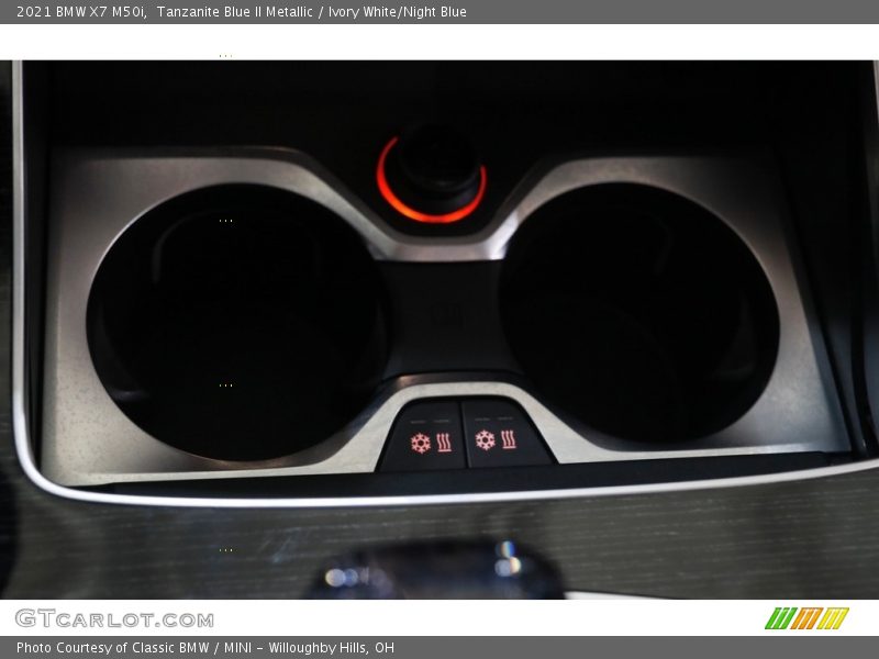 Tanzanite Blue II Metallic / Ivory White/Night Blue 2021 BMW X7 M50i