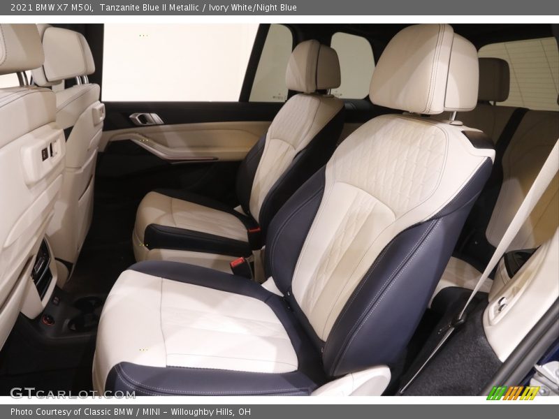 Rear Seat of 2021 X7 M50i