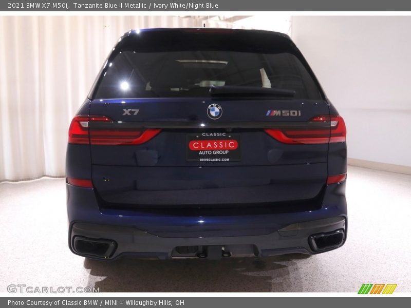 Tanzanite Blue II Metallic / Ivory White/Night Blue 2021 BMW X7 M50i