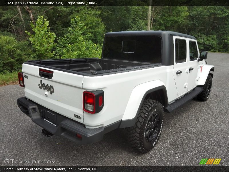 Bright White / Black 2021 Jeep Gladiator Overland 4x4