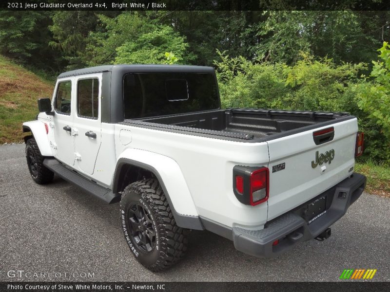 Bright White / Black 2021 Jeep Gladiator Overland 4x4